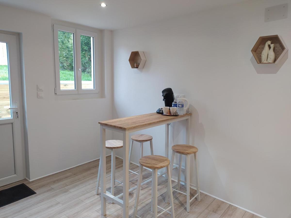 Hotel Gite Et Spa Au Secret Du Bonheur Pouilly-sur-Serre Esterno foto